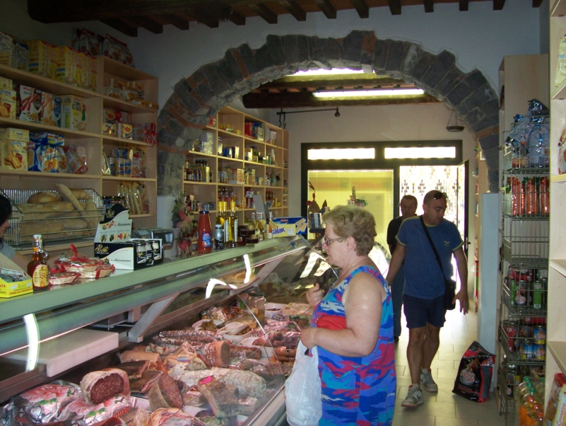  Image name: AlimentariMirka05.jpg 
 width: 801 pixel 
 height: 602 pixel 
 Size: 439314 bytes 
 Click to enlarge 